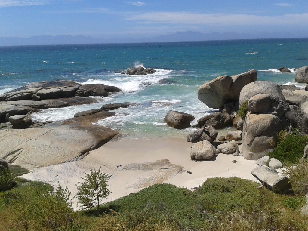 Dream A Little Apartment Simon's Town Ruang foto
