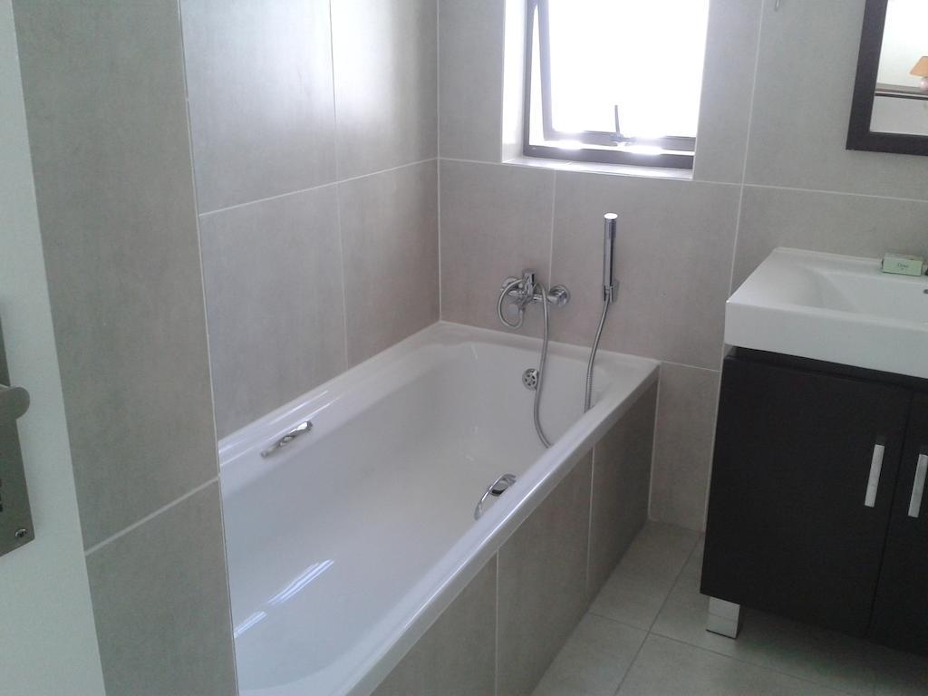 Dream A Little Apartment Simon's Town Ruang foto