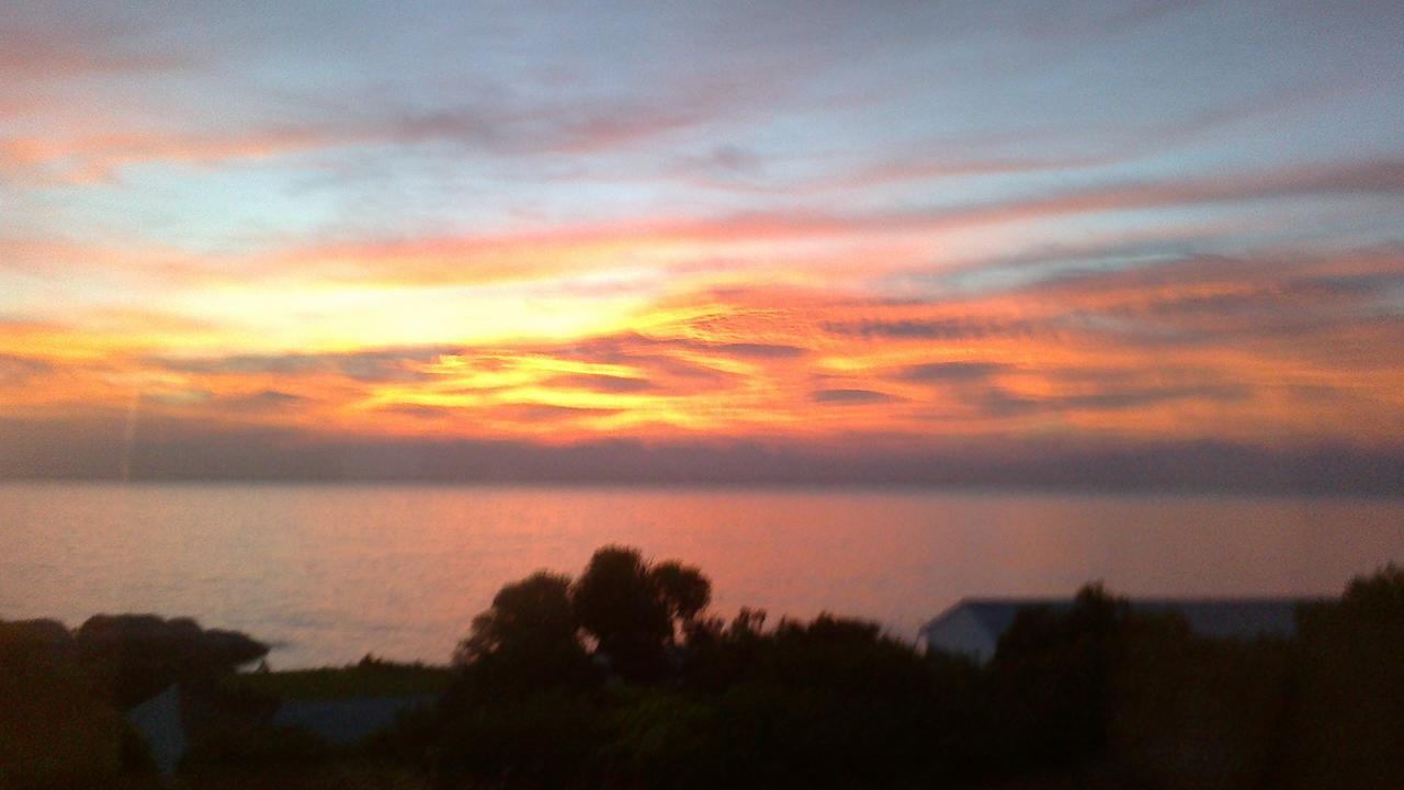 Dream A Little Apartment Simon's Town Bagian luar foto
