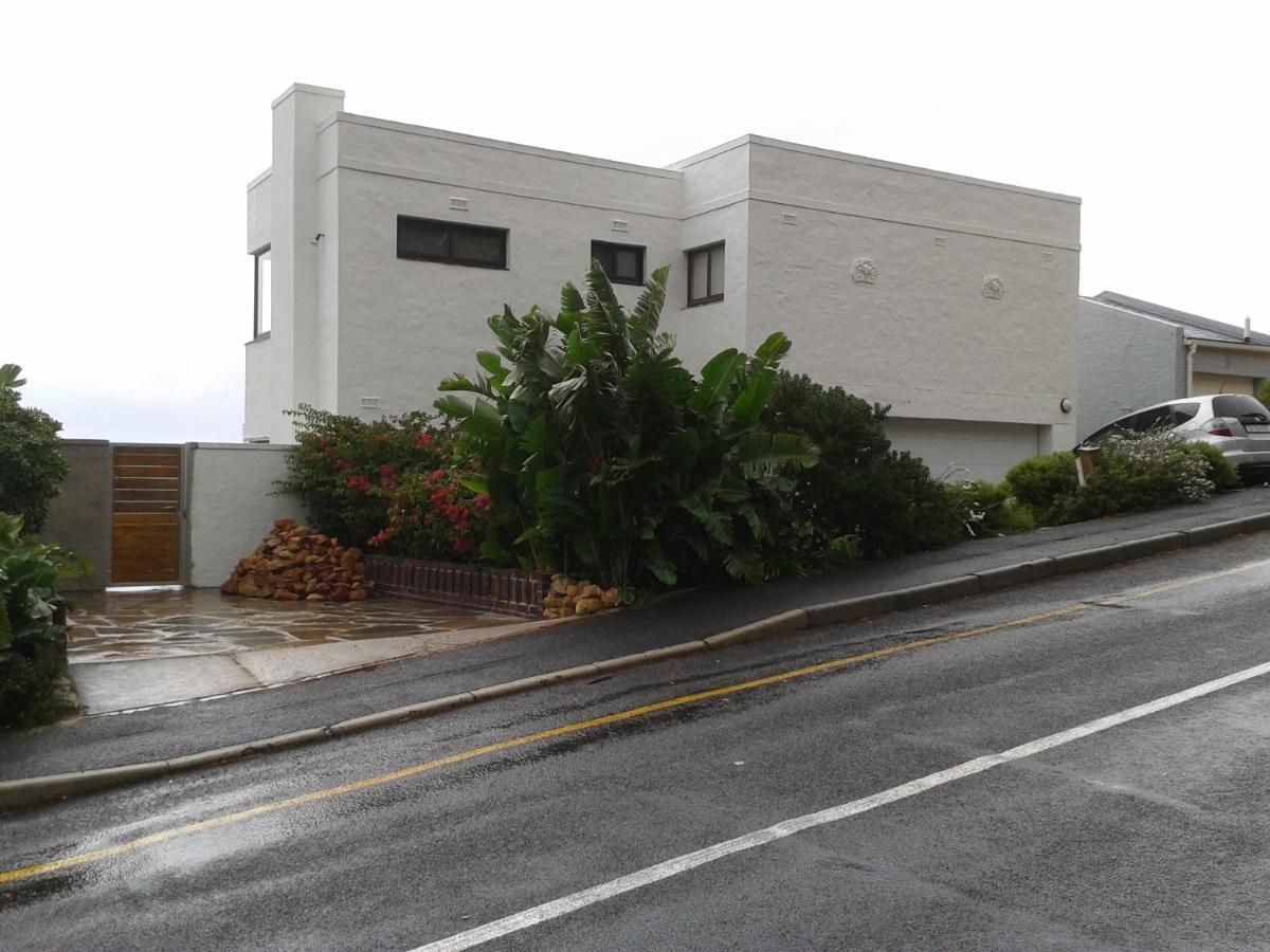 Dream A Little Apartment Simon's Town Bagian luar foto